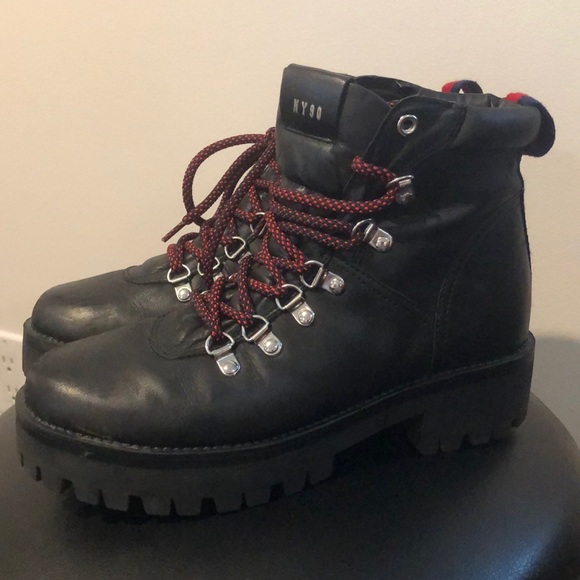 Steve Madden Shoes - Steve Madden NY90 combat boot